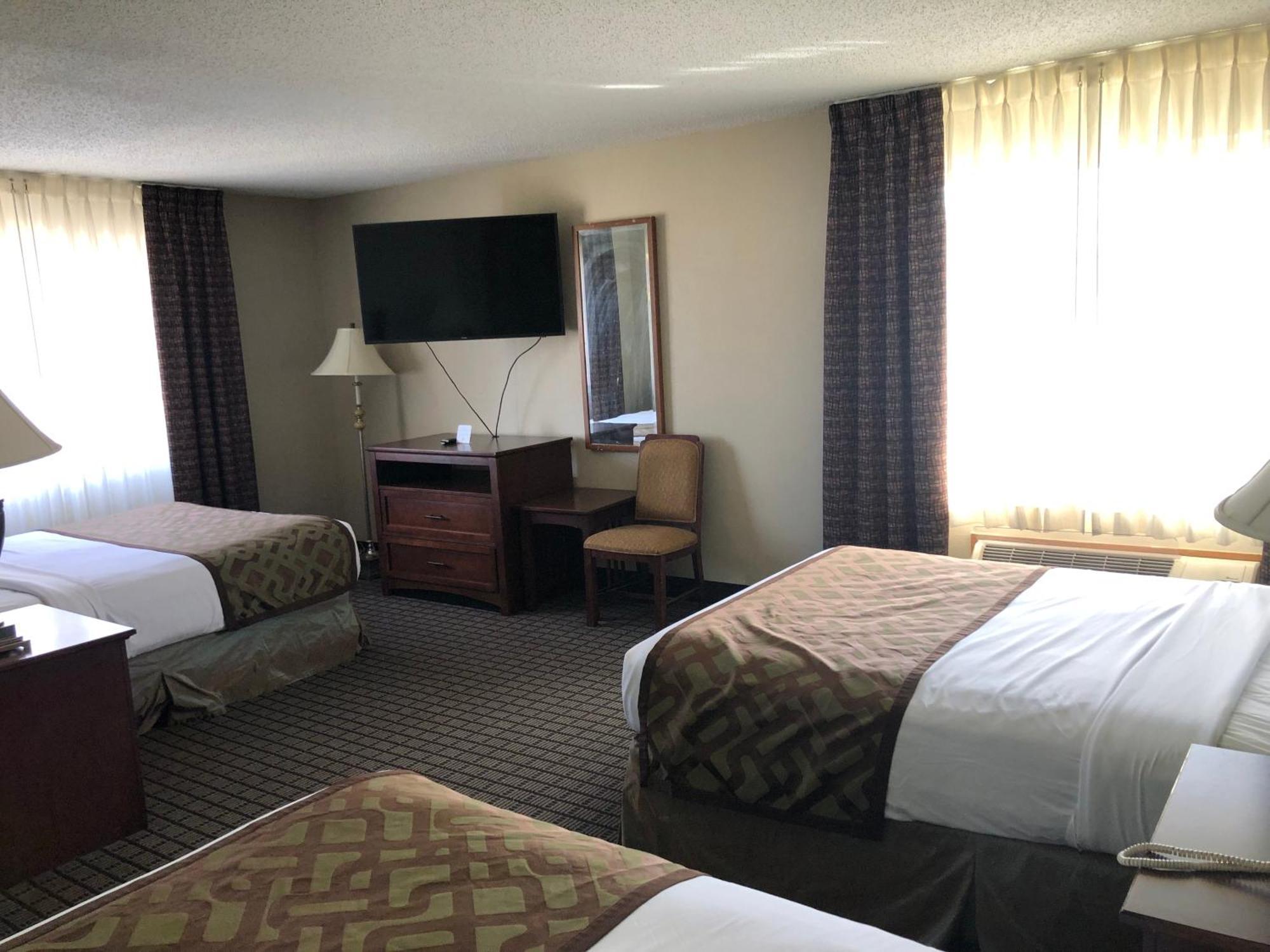 Regency Inn Geneseo Il I-80 Eksteriør billede