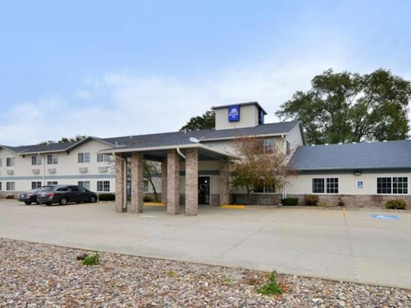 Regency Inn Geneseo Il I-80 Eksteriør billede