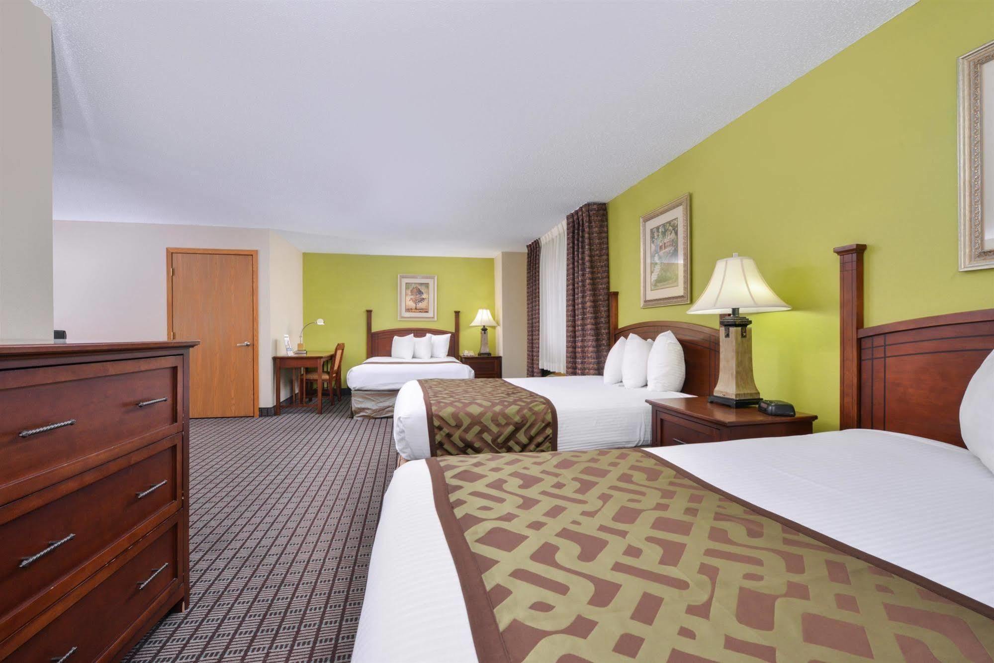 Regency Inn Geneseo Il I-80 Eksteriør billede